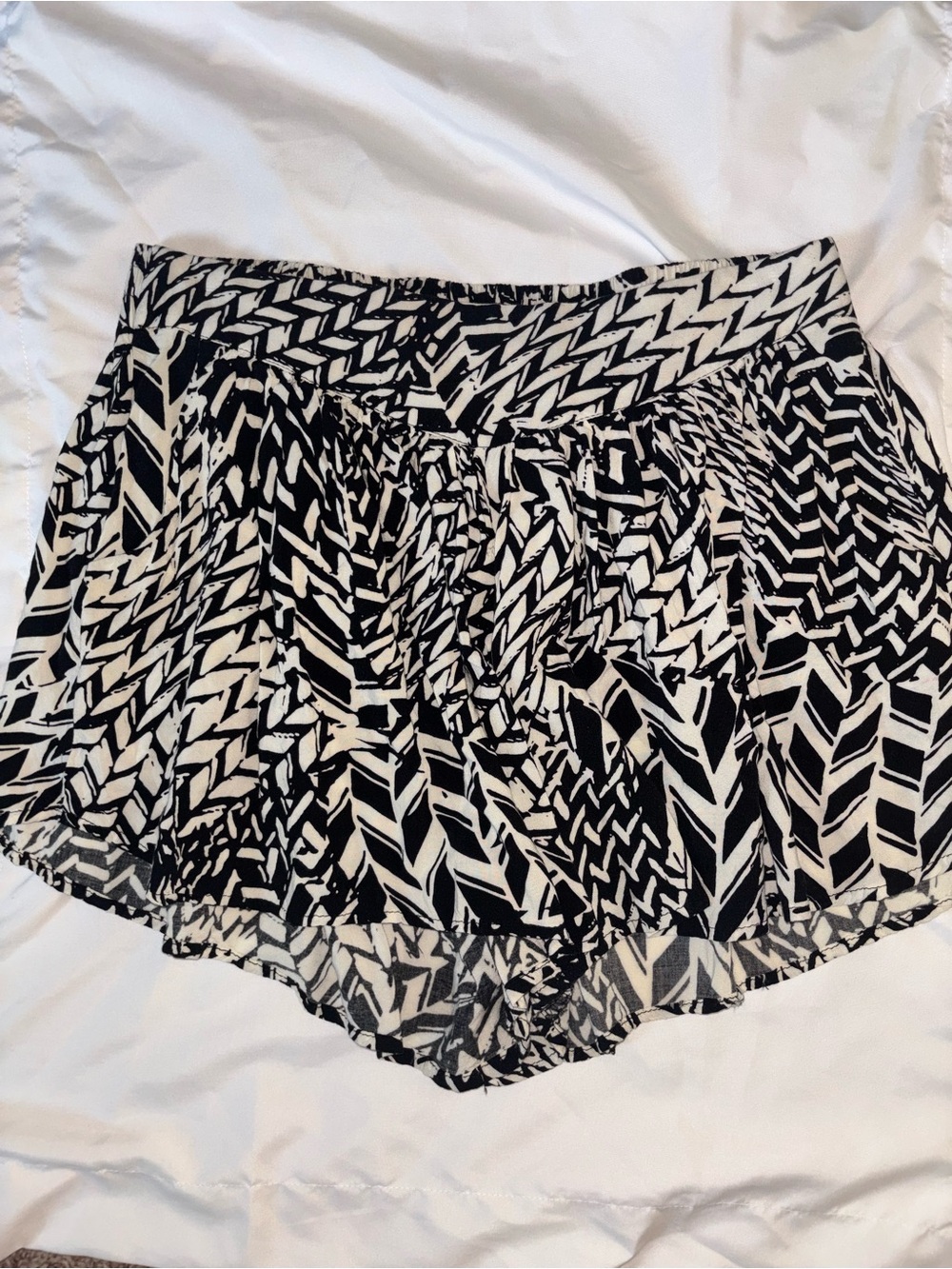 Boom Boom Jeans Black and White Printed Skorts